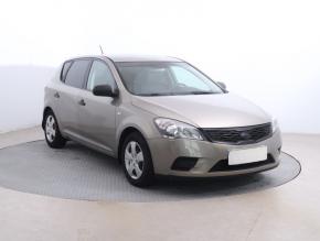 Kia Ceed  1.4 CVVT 