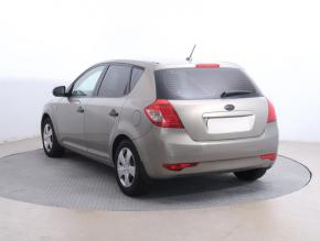 Kia Ceed  1.4 CVVT 