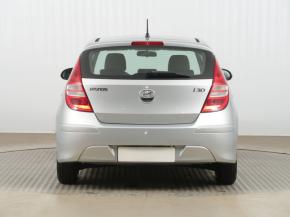 Hyundai i30  1.4 CVVT 