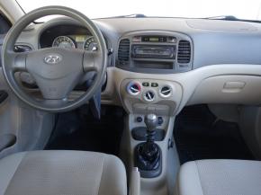 Hyundai Accent  1.4i 