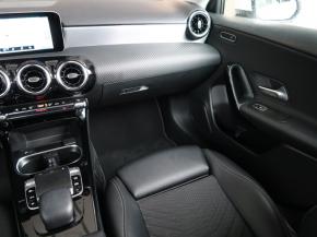 Mercedes-Benz A  A 180d 