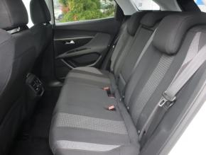 Peugeot 3008  1.5 BlueHDi 