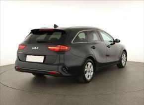 Kia Ceed  1.5 T-GDI Top 