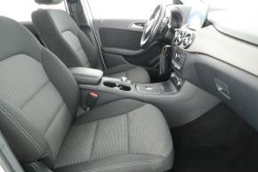 Mercedes-Benz B  B 220 4MATIC 