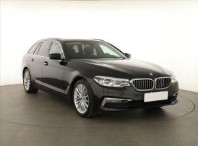 BMW 5  530d xDrive Luxury Line