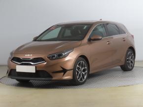 Kia Ceed  1.5 T-GDI Top 