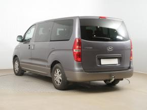 Hyundai H-1 Tour  2.5 CRDi 