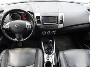 Citroen C-Crosser  2.2 HDI 