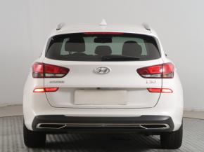 Hyundai i30  1.5 T-GDI MHEV Smart 