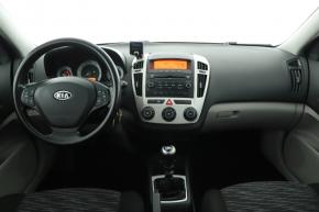 Kia Ceed  1.6 CRDi 