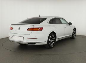 Volkswagen Arteon  2.0 TDI R-line 