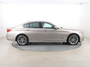 BMW 5  530e iPerformance 