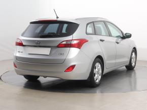 Hyundai i30  1.6 MPI 