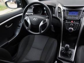 Hyundai i30  1.6 MPI 