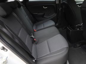 Hyundai i30  1.6 MPI 