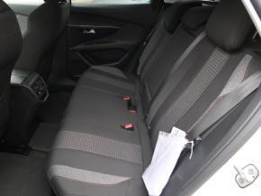 Peugeot 3008  1.2 PureTech Active Pack 