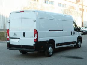 Peugeot Boxer  2.2 BlueHDi 