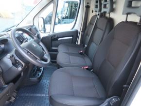 Peugeot Boxer  2.2 BlueHDi 