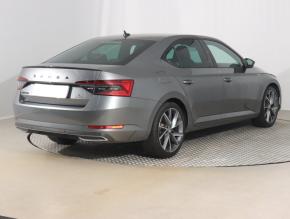 Škoda Superb  2.0 TDI Sportline 