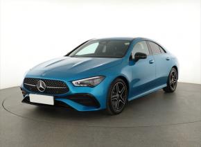 Mercedes-Benz CLA  200 AMG Paket 