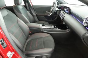 Mercedes-Benz A  A 220 4MATIC AMG Line 