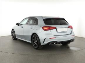 Mercedes-Benz A  A 180 AMG Line 