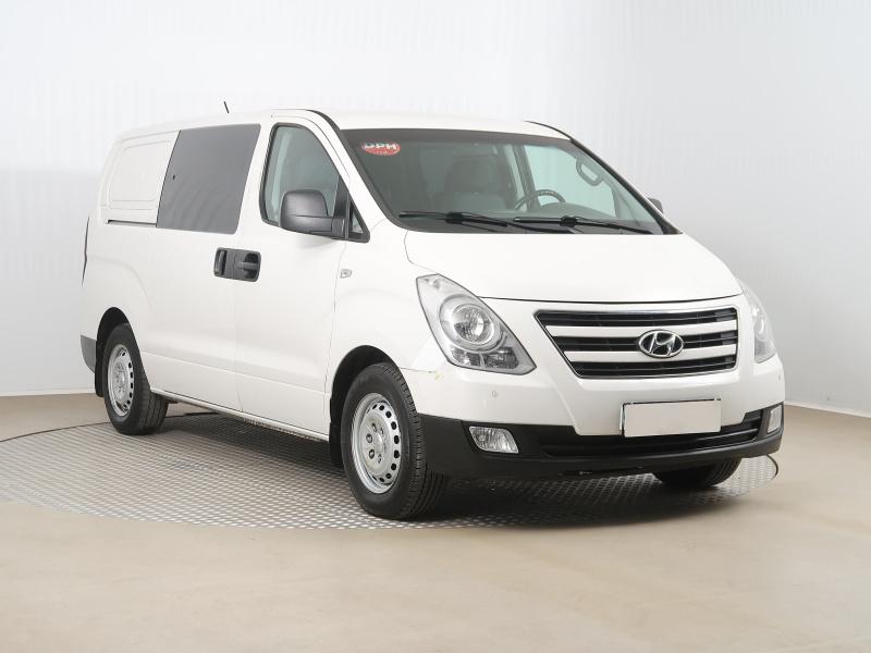 Hyundai H-1  2.5 CRDi