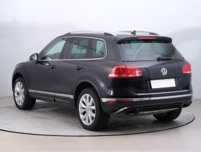 Volkswagen Touareg  3.0 TDI 