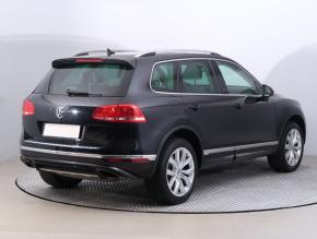 Volkswagen Touareg  3.0 TDI 