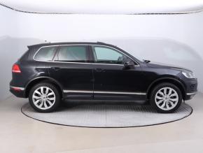 Volkswagen Touareg  3.0 TDI 