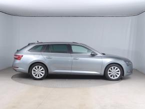 Škoda Superb  2.0 TDI Style 