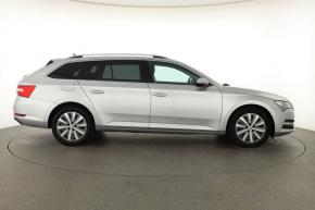 Škoda Superb  2.0 TDI Style 