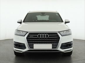 Audi Q7  3.0 TDI 