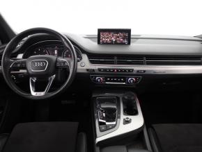 Audi Q7  3.0 TDI 