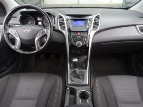 Hyundai i30  1.4 CVVT 