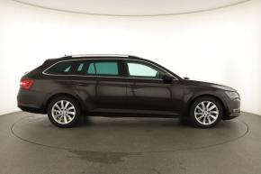 Škoda Superb  2.0 TDI Style 