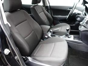 Hyundai i30  1.4 CVVT 