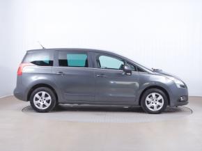 Peugeot 5008  1.6 HDi 