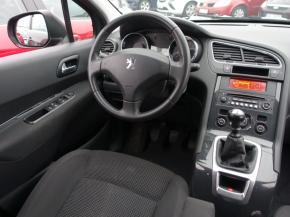 Peugeot 5008  1.6 HDi 