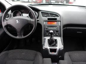 Peugeot 5008  1.6 HDi 