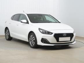 Hyundai i30 Fastback  1.6 CRDi 