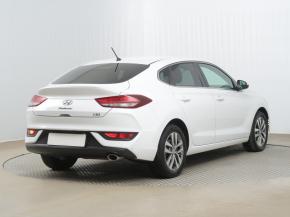 Hyundai i30 Fastback  1.6 CRDi 