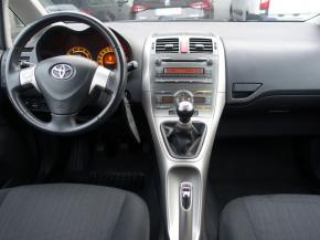 Toyota Auris  1.6 Dual VVT-i 