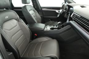 Volkswagen Touareg  3.0 TDI R-Line 