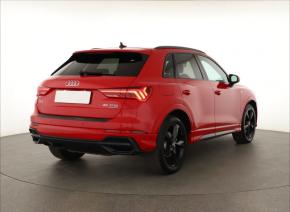 Audi Q3  45 TFSI S line 