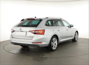 Škoda Superb  2.0 TDI 