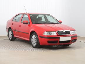 Škoda Octavia  1.6 Tour 