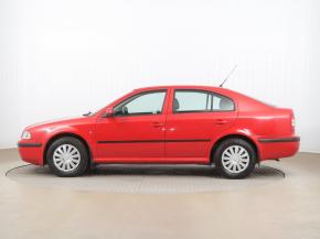 Škoda Octavia  1.6 Tour 