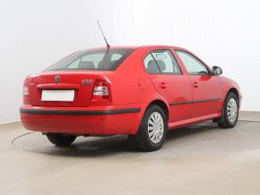 Škoda Octavia  1.6 Tour 