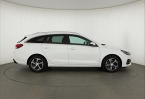 Hyundai i30  1.6 CRDi Smart 